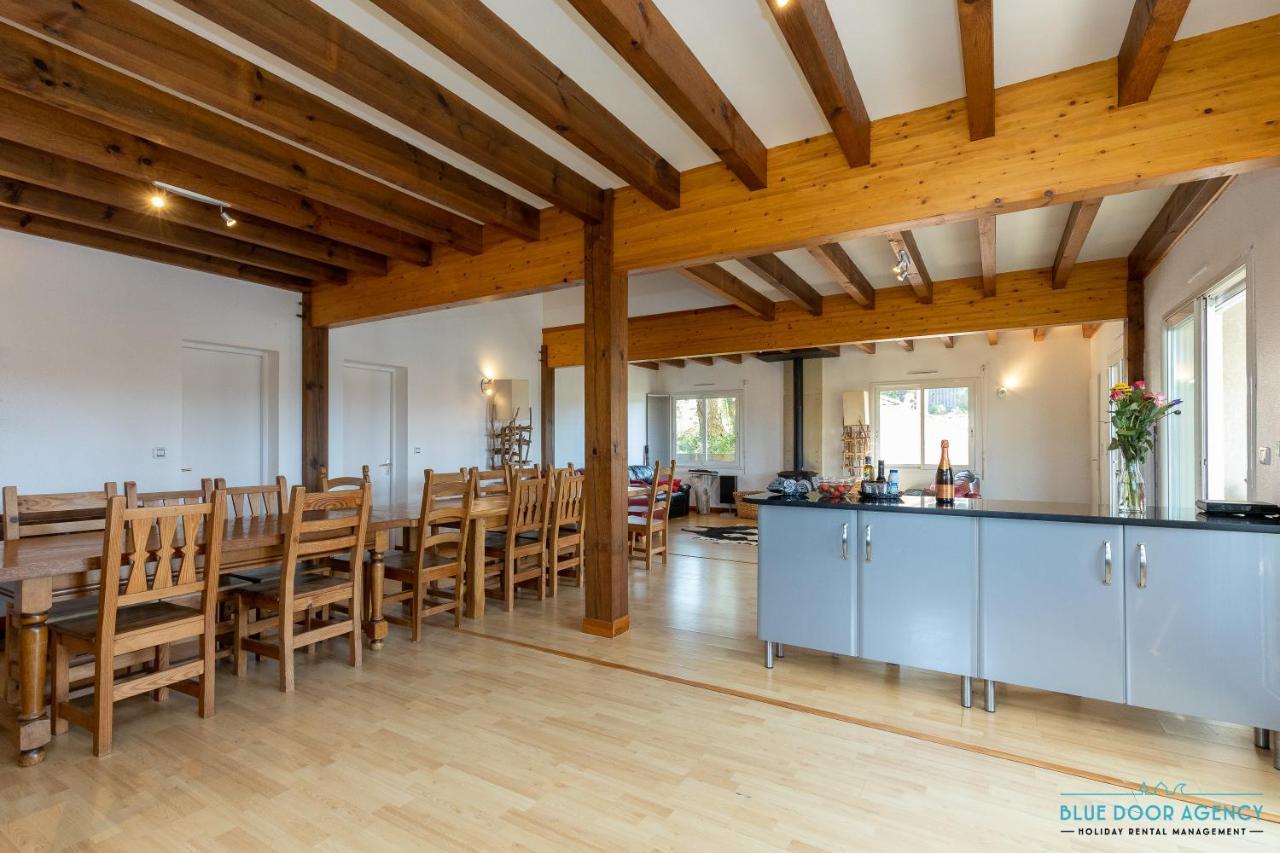Gallery Villa